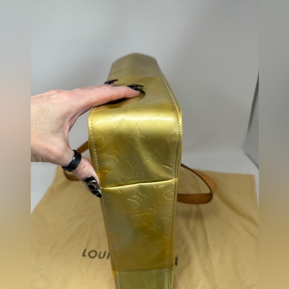 LOUIS VUITTON VINTAGE VERNIS NOISETTE TOTE GUC​ - Picture 3 of 15